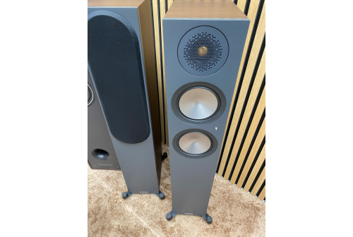 Monitor Audio Bronze 200 - ořech (ze showroomu)