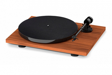 Pro-Ject E1 BT - ořech + OM5e